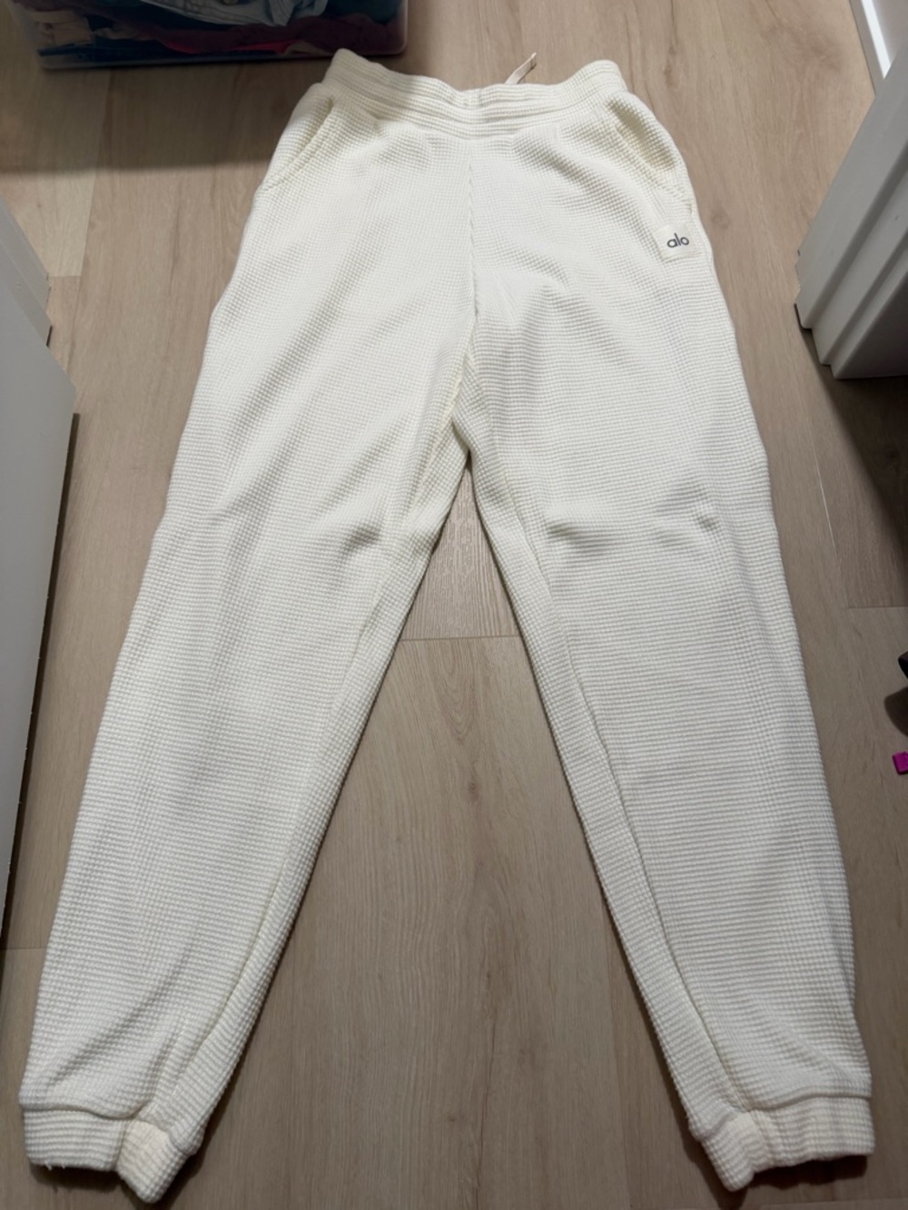 ALO Yoga Cream Waffle Knit Joggers